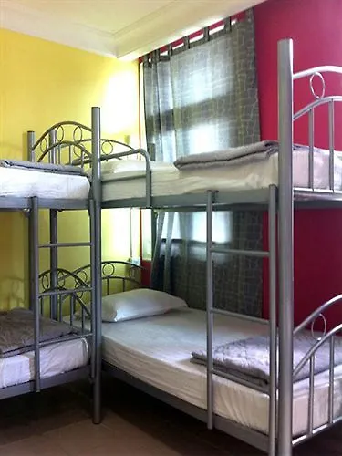 Hostel Phil Inn @ Dickson Singapore