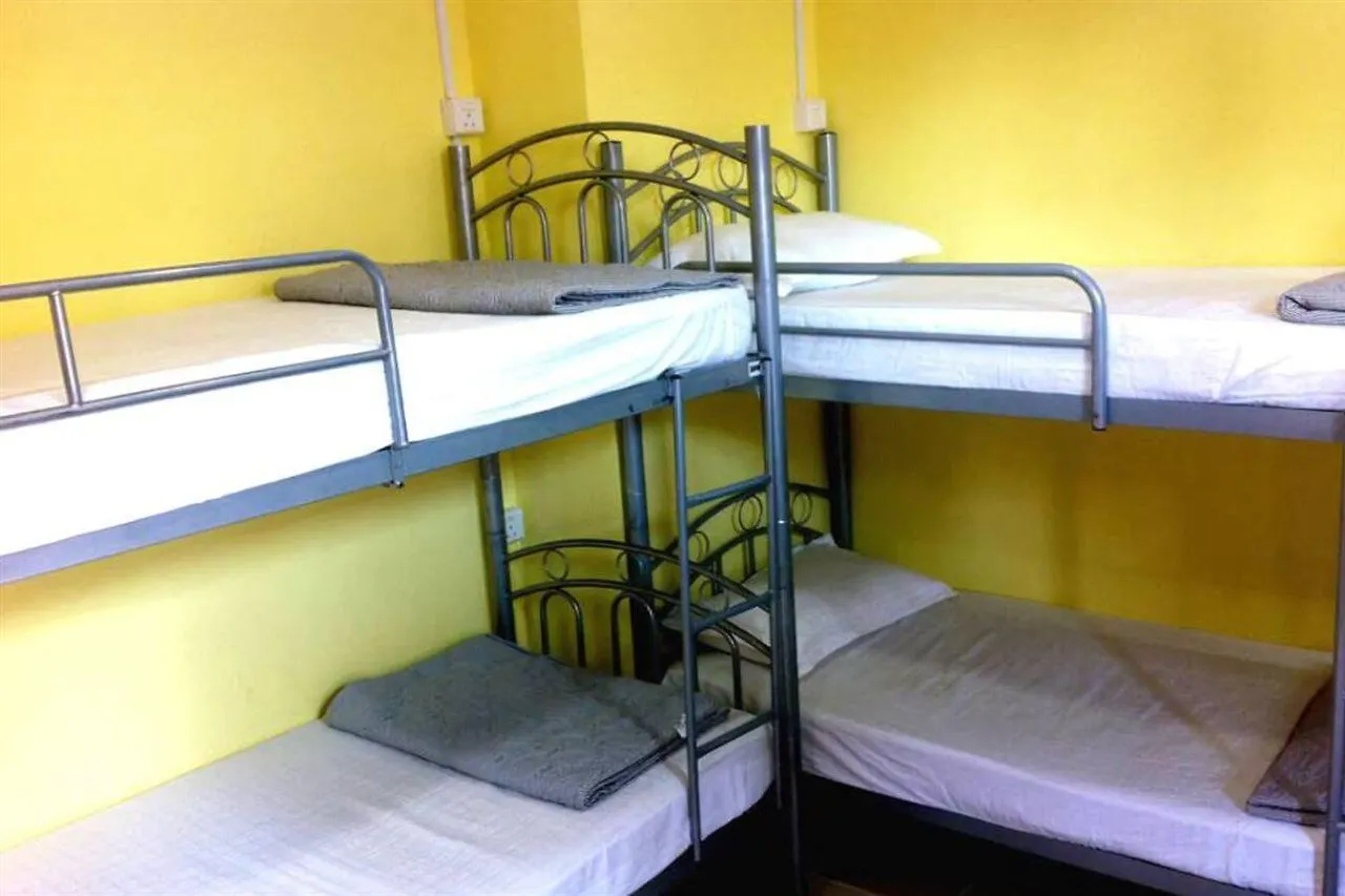 Phil Inn @ Dickson Singapore Hostel